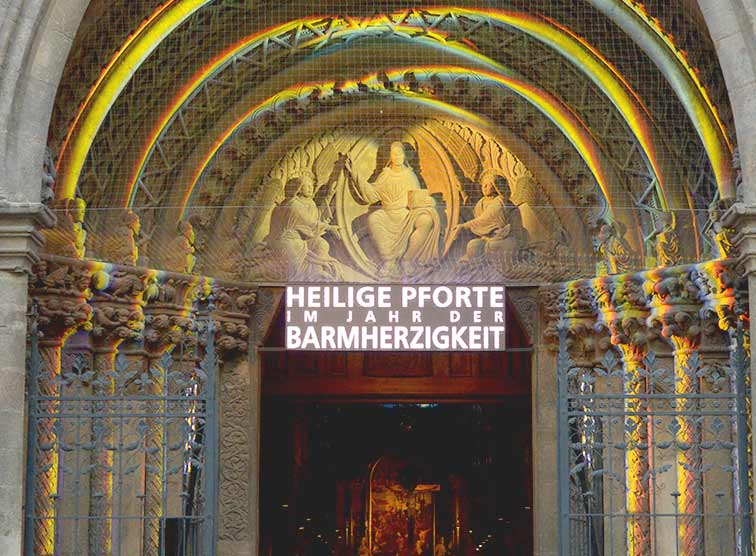 Die Pforten der Barmherzigkeit weit öffnen / kathbild.at / Franz Josef Rupprecht